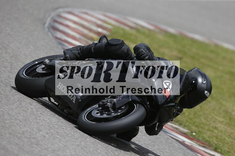 /Archiv-2024/25 30.05.2024 TZ Motorsport Training ADR/Gruppe rot/4